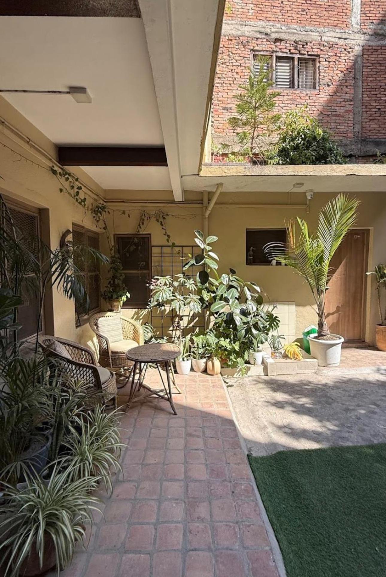 Appartement The Melo Pomelo Courtyard. à Katmandou Extérieur photo